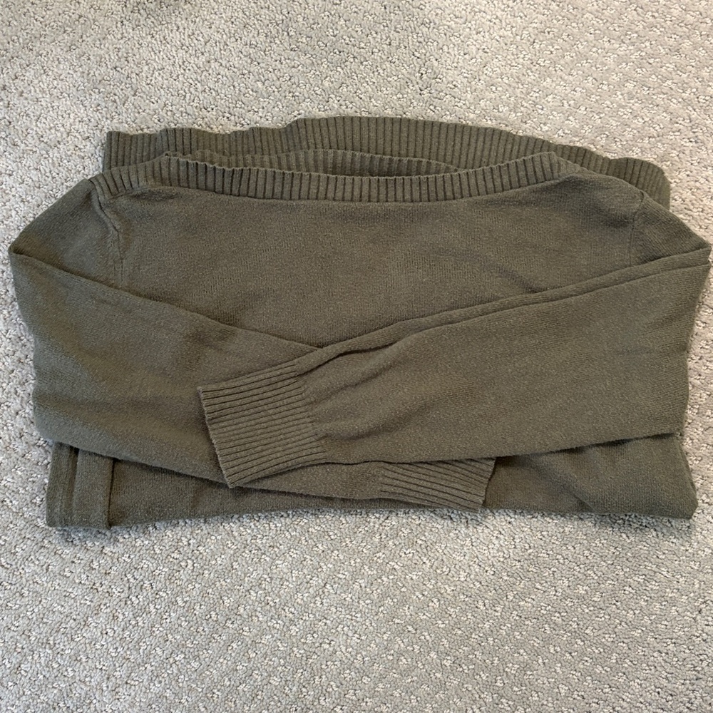 LOFT Olive Green Crewneck Sweater (Small)